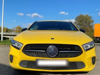 Second-hand Mercedes A180 136 CP (100 kW) 2020 Galben Berlinǎ