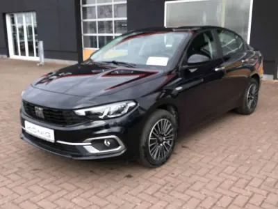 Gebraucht Fiat Tipo Urban 131 PS (96 kW) 2026 Schwarz Limousine