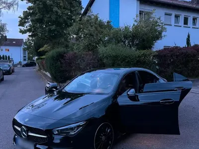 Gebraucht Mercedes CLA220 190 PS (139 kW) 2020 Schwarz Coupé