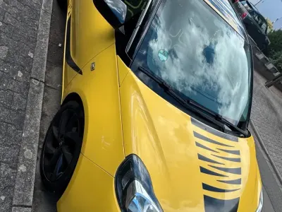 Gebraucht Opel Adam 101 PS (74 kW) 2013 Gelb Kleinwagen