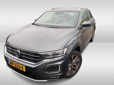 Grau Gebraucht 2018 VW T-Roc Sportline SUV | 18.765 € (Etwas zu teuer)