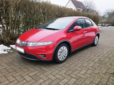 Gebraucht Honda Civic 83 PS (61 kW) 2008 Rot Limousine