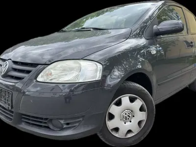 Używany VW Fox 54 KM (39 kW) 2008 Szary Hatchback