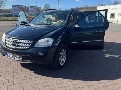 Mercedes ML320