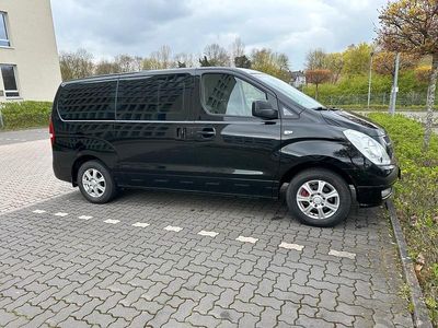 Second-hand Hyundai H-1 Premium 170 CP (125 kW) 2012 Negru Monovolum