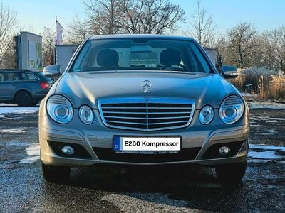 Second-hand Mercedes E200 Classic 184 CP (135 kW) 2007 Argintiu Berlinǎ