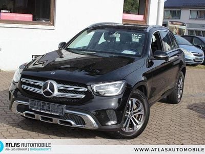 Schwarz unilack Gebraucht 2020 Mercedes GLC200 SUV | 30.990 € (Guter Preis)