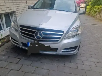 Gebraucht Mercedes R300 190 PS (139 kW) 2012 Schwarz Van / Kleinbus