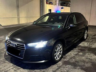Gebraucht Audi A4 Ambiente 190 PS (139 kW) 2018 Schwarz Kombi
