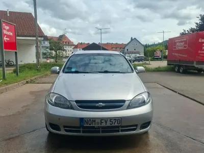 Używany Chevrolet Lacetti 105 KM (77 kW) 2006 Srebrny Sedan/Limuzyna