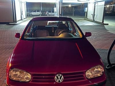 Gebraucht VW Golf IV 75 PS (55 kW) 2000 Rot Kleinwagen