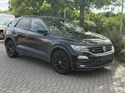 Gebraucht VW T-Roc Style 150 PS (110 kW) 2019 Deep black perleffekt SUV