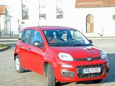 Gebraucht Fiat Panda Pop 69 PS (50 kW) 2015 Rot Kleinwagen