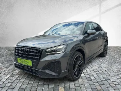 Gebraucht Audi Q2 S-Line 150 PS (110 kW) 2023 Daytonagrau perleffekt SUV
