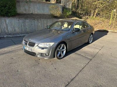 Gebraucht BMW 325 M Sport 218 PS (160 kW) 2011 Grau Coupé