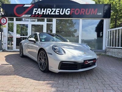 Porsche 911 Carrera