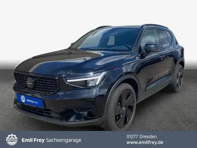 Gebraucht Volvo XC40 Plus 197 PS (144 kW) 2026 Onyx black metallic SUV