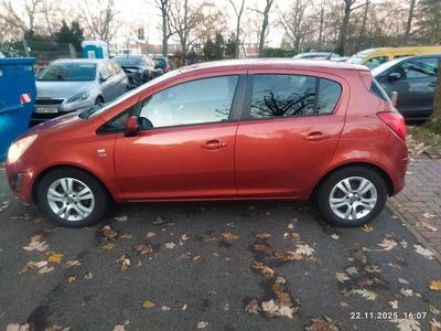 Gebraucht Opel Corsa 69 PS (50 kW) 2011 Rot Kleinwagen
