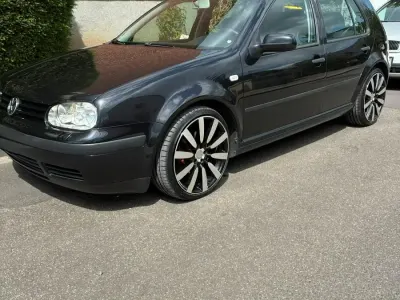 Gebraucht VW Golf IV Highline 115 PS (84 kW) 2003 Schwarz Limousine