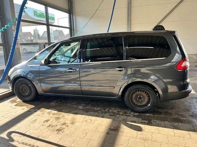 Begagnad Ford Galaxy Ghia 140 HK (102 kW) 2008 Minibuss