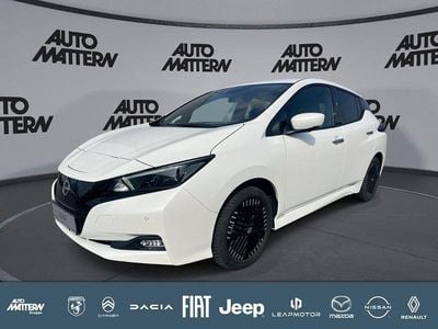 Gebraucht Nissan Leaf Tekna 160 kW (218 PS) 2023 Pearlwhite (metallic) Kleinwagen