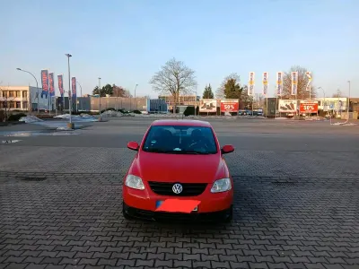 Używany VW Fox 54 KM (39 kW) 2009 Czerwony Hatchback