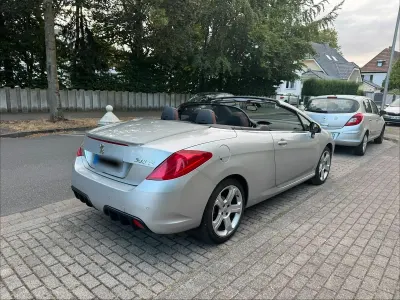 Gebraucht Peugeot 308 CC Premium 140 PS (102 kW) 2012 Silber Cabrio