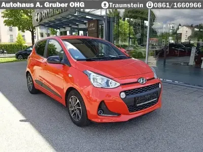 Gebraucht Hyundai i10 Passion 87 PS (63 kW) 2018 Rot Kleinwagen