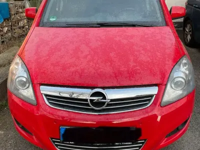 Gebraucht Opel Zafira 85 PS (62 kW) 2012 Rot Van / Kleinbus