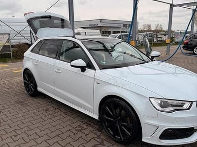 Gebraucht Audi A3 S-Line 150 PS (110 kW) 2015 Weiß Limousine