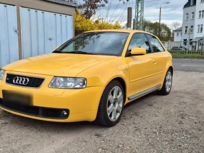 Gebraucht Audi S3 Sport 209 PS (153 kW) 2001 Gelb Kleinwagen