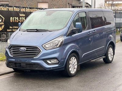 Blau Gebraucht 2021 Ford Tourneo Kombi | 21.950 €