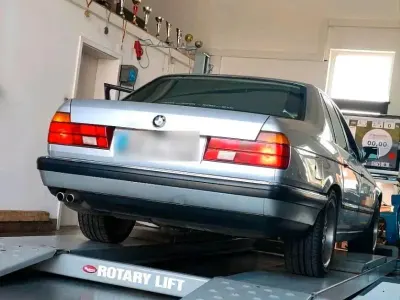 Gebraucht BMW 730 188 PS (138 kW) 1990 Beige Limousine