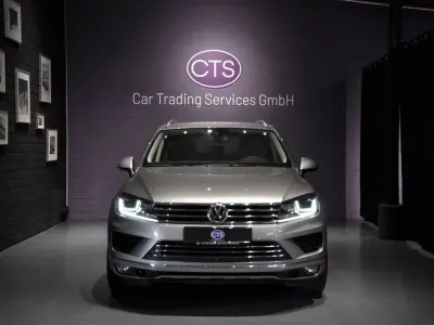 Gebraucht VW Touareg 262 PS (192 kW) 2015 Tungsten silver SUV