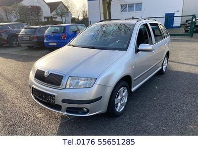 Silber Gebraucht 2006 Skoda Fabia Kombi | 3.599 € (Etwas zu teuer)