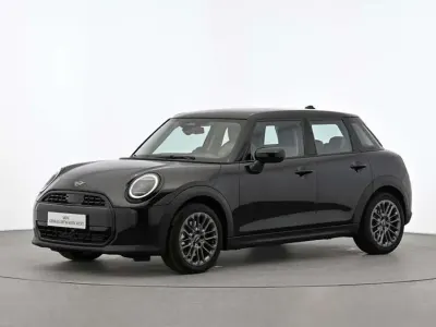 Usata Mini Cooper Classic 156 CV (114 kW) 2024 Nero Utilitaria