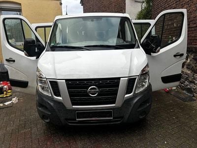 Nissan NV400