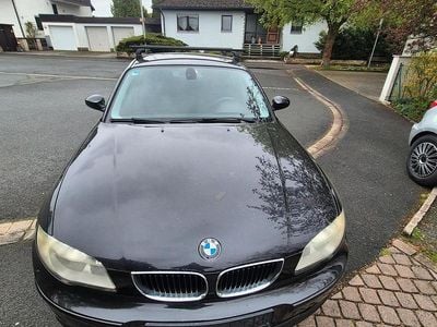 Gebraucht BMW 116 116 PS (85 kW) 2006 Schwarz Kleinwagen