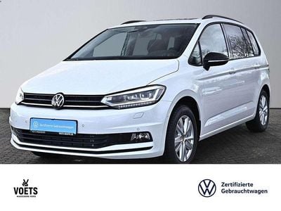 Weiß Gebraucht 2025 VW Touran Highline Van / Kleinbus | 39.995 € (Teuer)