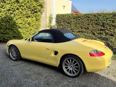 Gebraucht Porsche 986 Boxster 204 PS (150 kW) 1997 Gelb Cabrio