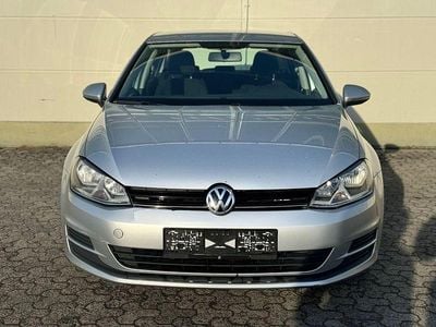 Silber Gebraucht 2014 VW Golf VII Trendline Limousine | 6.250 € (Guter Preis)