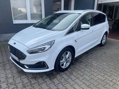 Gebraucht Ford S-MAX Titanium 190 PS (139 kW) 2020 Weiß Van / Kleinbus