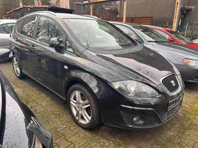 Schwarz Gebraucht 2010 Seat Altea XL Stylance Van / Kleinbus | 3.950 € (Etwas zu teuer)