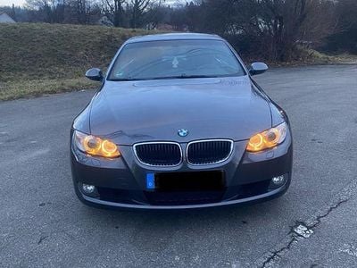 Gebraucht BMW 320 Cabriolet 170 PS (125 kW) 2007 Grau Cabrio
