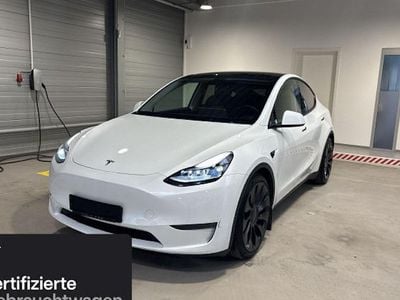 Weiß Gebraucht 2022 Tesla Model Y Performance SUV | 39.900 € (Fairer Preis)