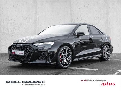 Gebraucht Audi RS3 Ambiente 400 PS (294 kW) 2024 Mythosschwarz metallic Limousine