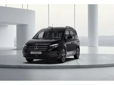 Gebraucht Mercedes T180 Progressive 116 PS (85 kW) 2024 Schwarz Van / Kleinbus