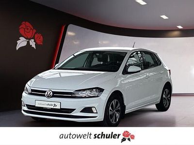 Pure white Gebraucht 2019 VW Polo Comfortline Limousine | 15.649 € (Etwas zu teuer)