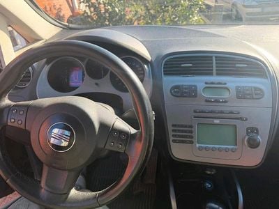 Second-hand Seat Altea 140 CP (102 kW) 2005 Negru Monovolum