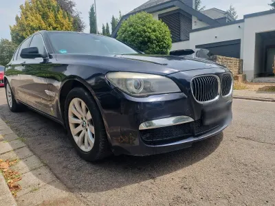 Gebraucht BMW 740L M Sport 326 PS (239 kW) 2011 Schwarz Limousine